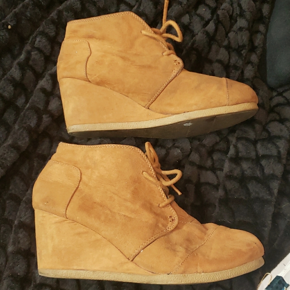 Women's Charlotte Russe ankle booties size 5.5/6